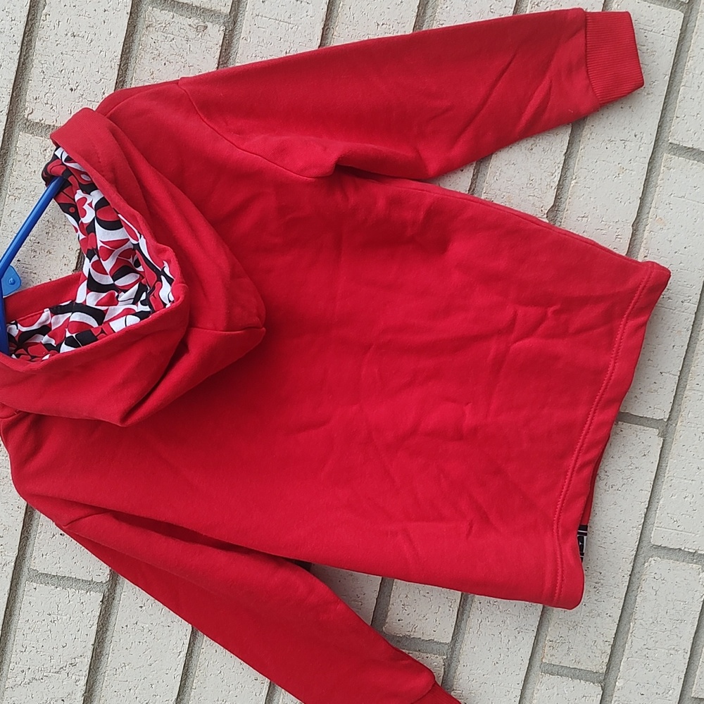 Red Hoodie* - Picture 10 of 11